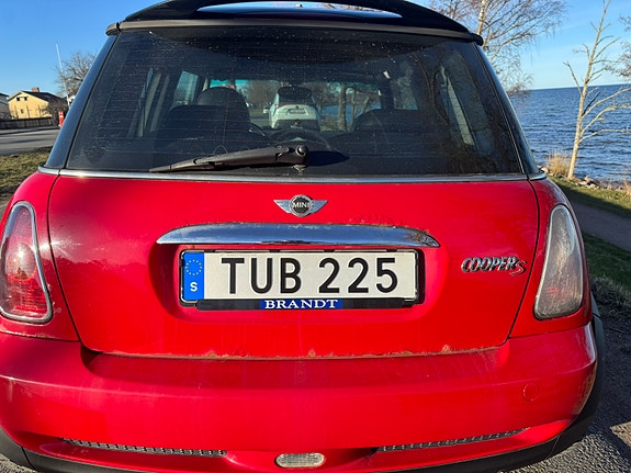 MINI Cooper S 6 of 9
