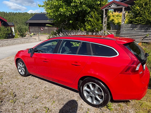 Volvo V60 3 of 7