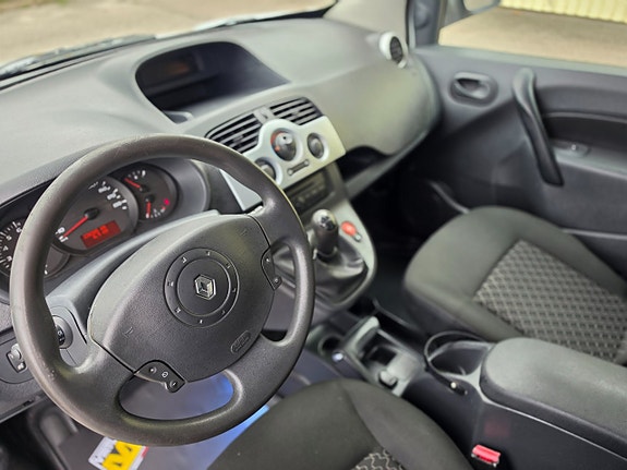 Renault Kangoo Express 25 of 29