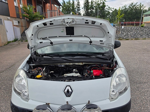 Renault Kangoo Express 29 of 29