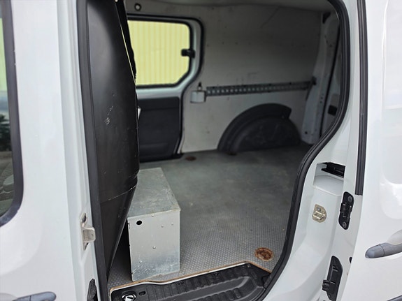 Renault Kangoo Express 16 of 29