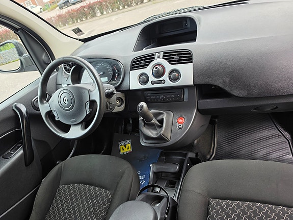Renault Kangoo Express 27 of 29