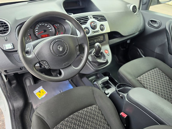 Renault Kangoo Express 17 of 29