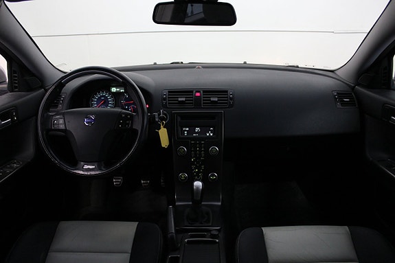 Volvo V50 12 of 14