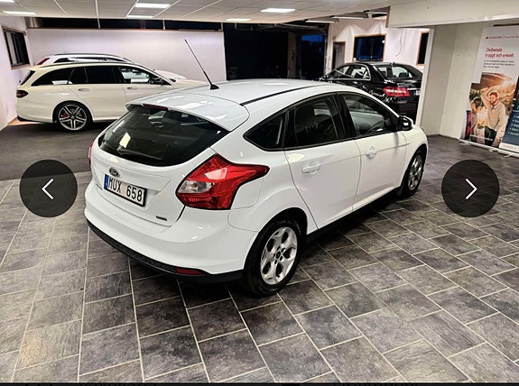 Ford Focus 3 of 5