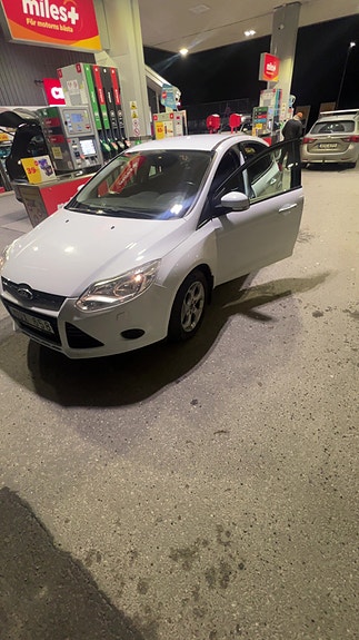 Ford Focus 4 of 5