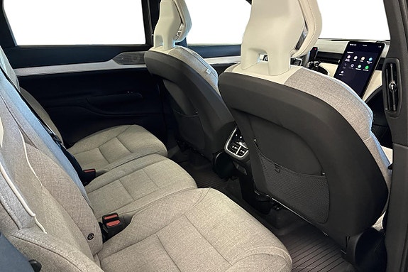 Volvo EX90 9 of 24