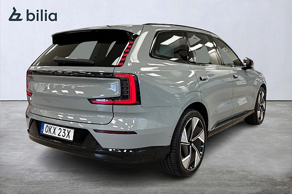 Volvo EX90 19 of 24