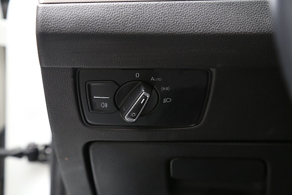 Volkswagen Passat 11 of 29