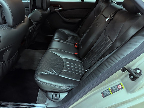 Mercedes-Benz S55 14 of 20
