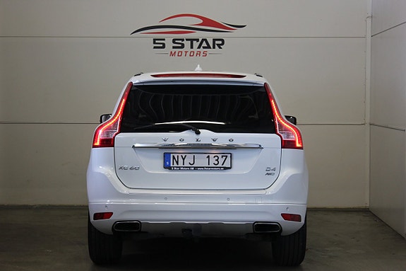 Volvo XC60 7 of 23