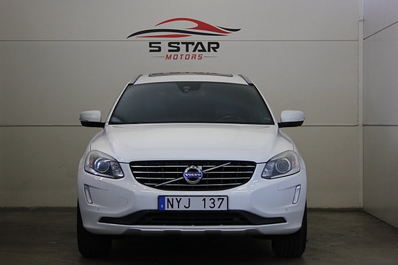Volvo XC60 3 of 23