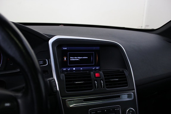 Volvo XC60 21 of 23