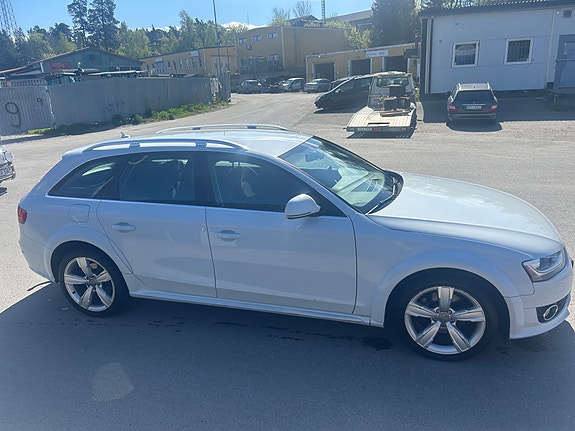 Audi A4 allroad 4 of 12