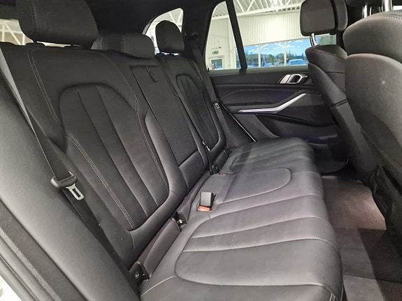 BMW X5 25 of 25