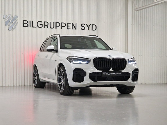 BMW X5 4 of 5