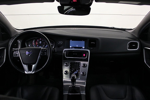 Volvo V60 19 of 22