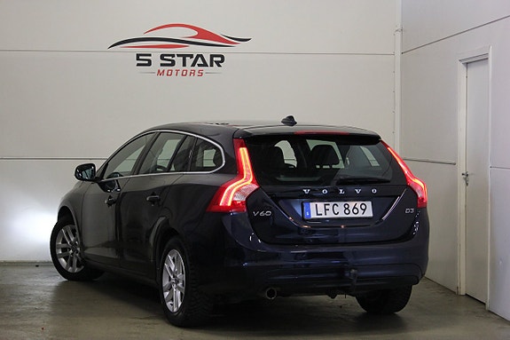 Volvo V60 5 of 22