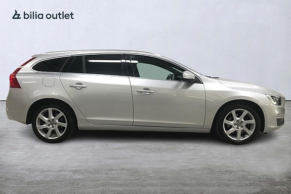 Volvo V60 5 of 5