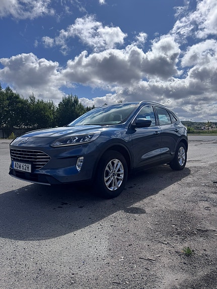 Ford Kuga 3 of 5