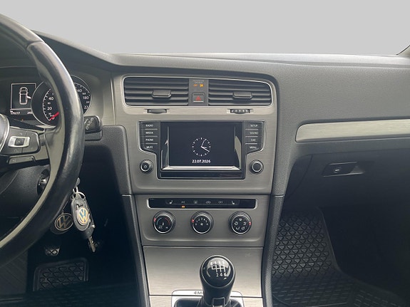 Volkswagen Golf VII 9 of 10