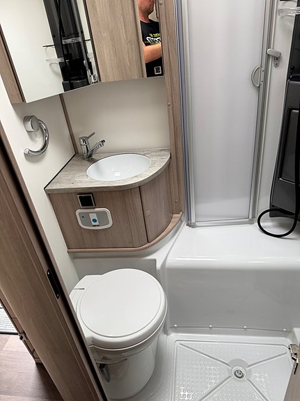 Kabe Travel Master Classic 740 LGB 9 of 10
