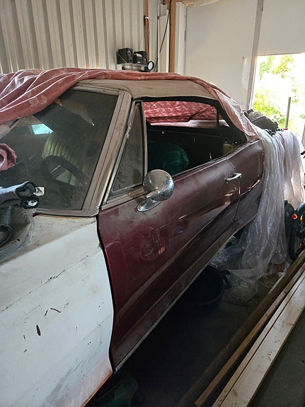 Pontiac Bonneville 2 of 3