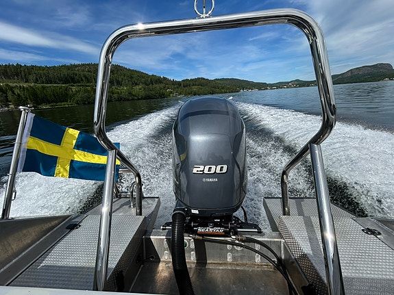 Nyservad Husky R7 2020 200hk Yamaha HÖSTPRIS 4 of 8