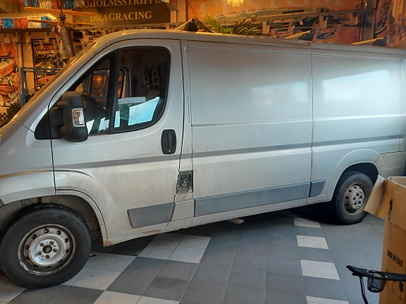 Citroen E-Jumper 40H 4 of 4