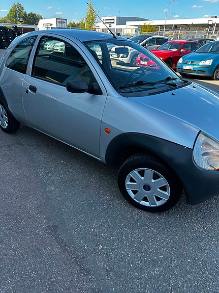 Ford Ka 2 of 8
