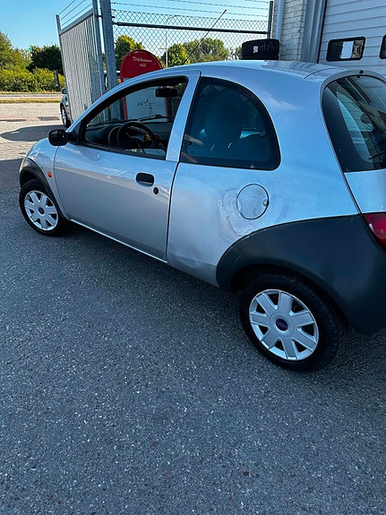 Ford Ka 3 of 8