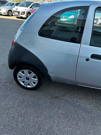 Ford Ka 4 of 8