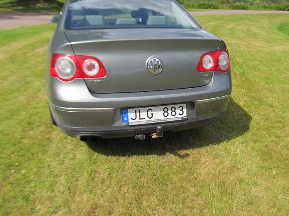 Volkswagen Passat 5 of 5