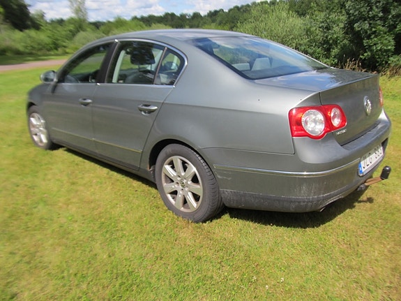 Volkswagen Passat 4 of 5