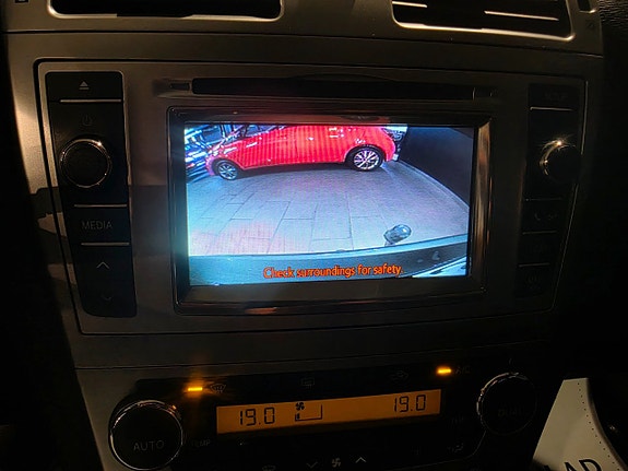 Toyota Avensis 11 of 12