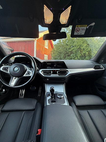 BMW 330e 6 of 6