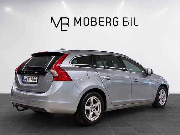 Volvo V60 4 of 5