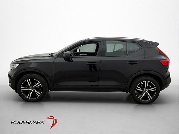 Volvo XC40 4 of 5