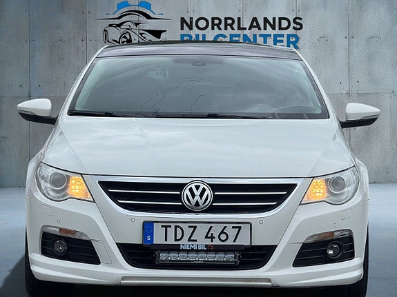 Volkswagen Passat CC 15 of 15