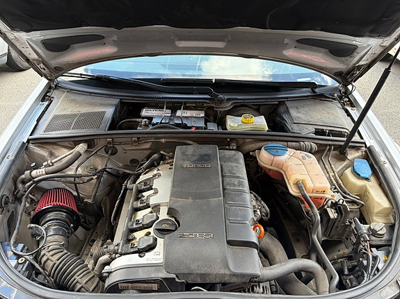 Audi A4 16 of 19