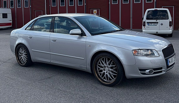 Audi A4 7 of 19