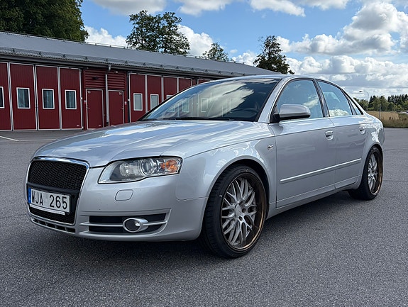 Audi A4 11 of 19