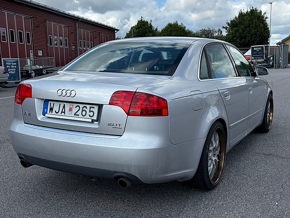 Audi A4 4 of 5