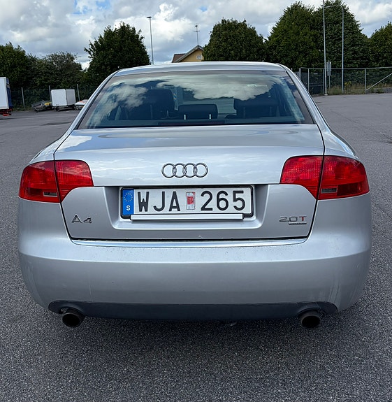 Audi A4 10 of 19