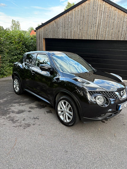 Nissan Juke 3 of 5
