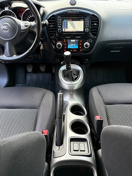 Nissan Juke 4 of 5