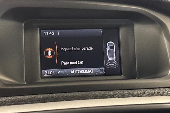 Volvo V40 19 of 23