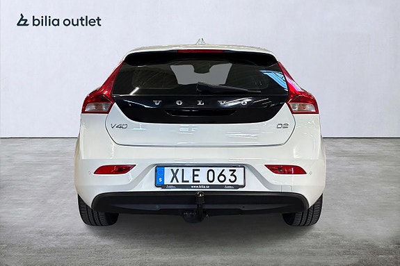 Volvo V40 7 of 23