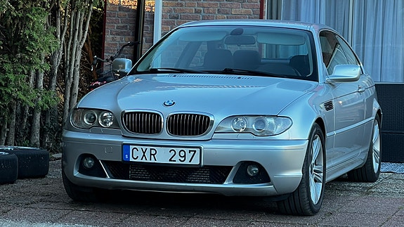 BMW 330Cd 2 of 5