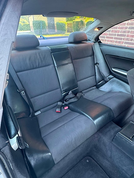 BMW 330Cd 8 of 9